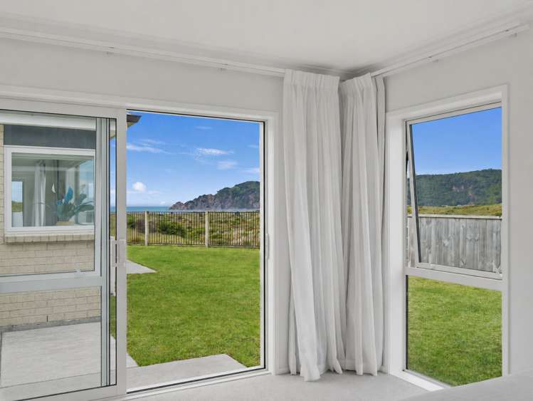 14 Piripai Rise Coastlands_25