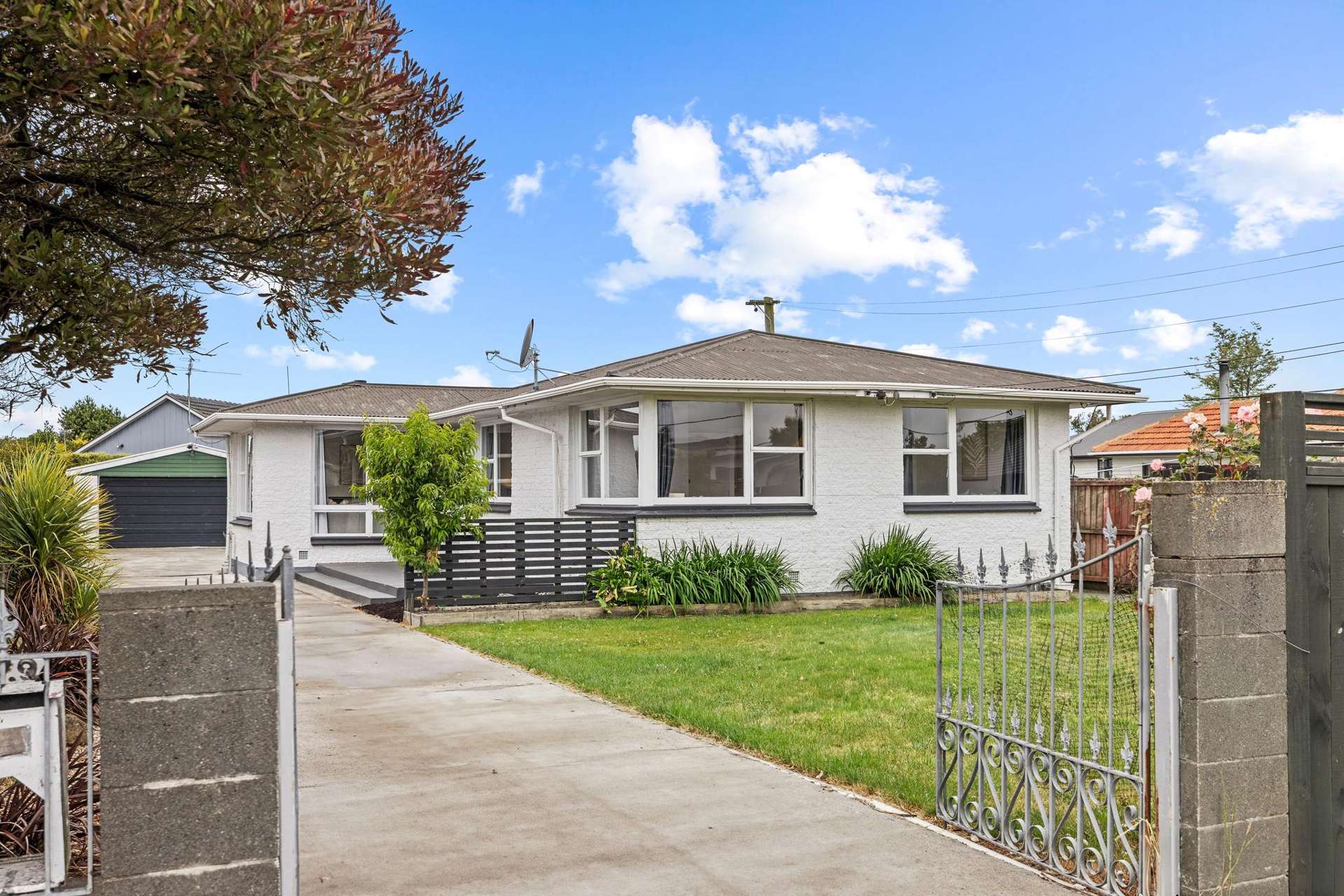 379 Breezes Road Aranui_0
