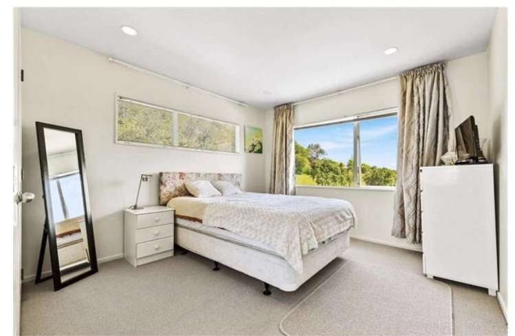 2/ 46A Blakeborough Drive Forrest Hill_5