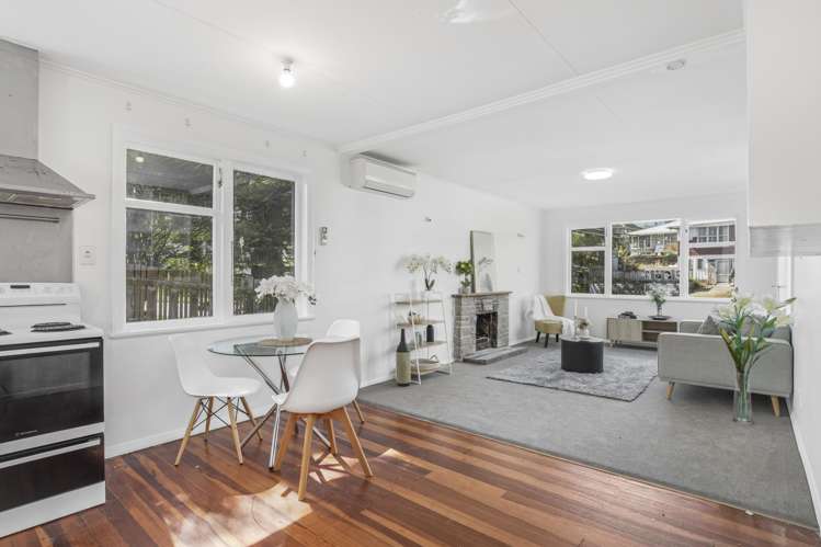 6 Hampshire Street Cannons Creek_1