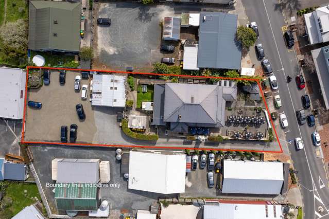 Historic Matakana Village Pub