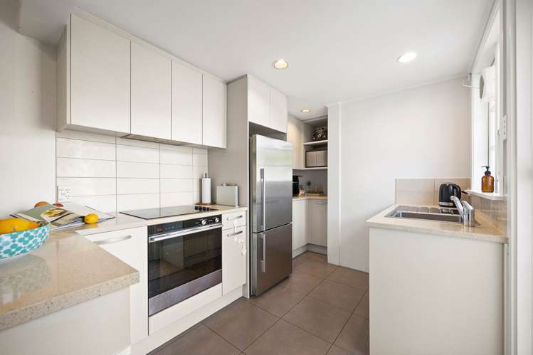 124 Selwyn Avenue Mission Bay_16