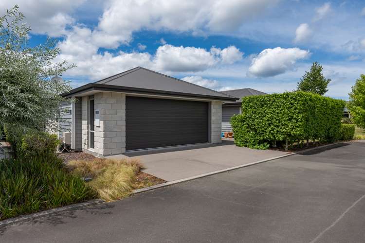 6 Noumea Drive Rangatira Park_12