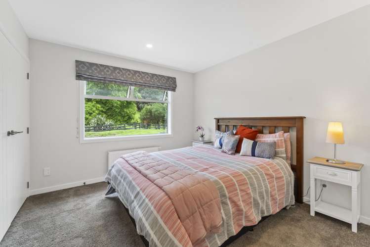 140 School Road Te Horo_11