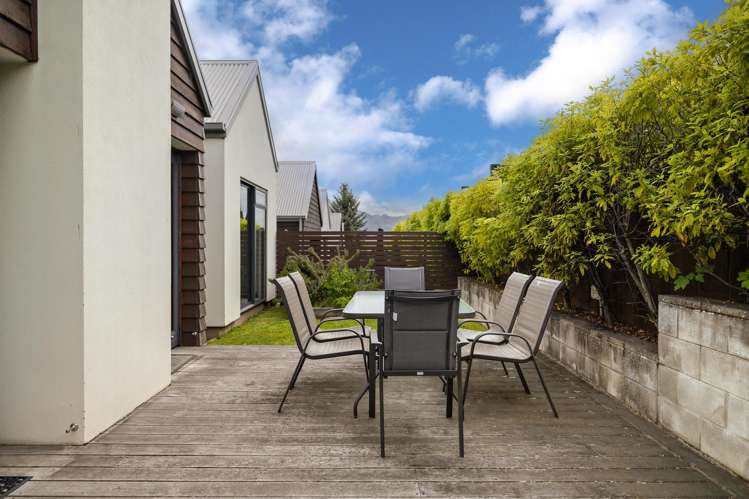 8 Hallenstein Street Queenstown_5