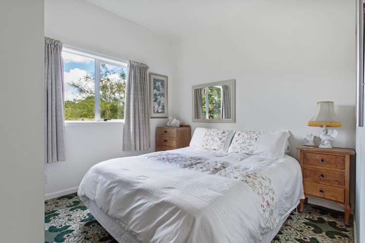 246 Ponga Road Opaheke_14