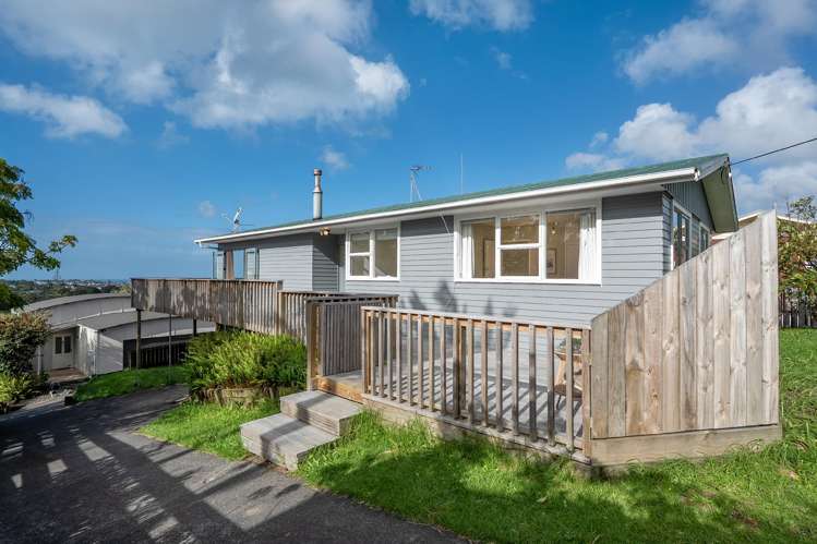 897 East Coast Road Northcross_24