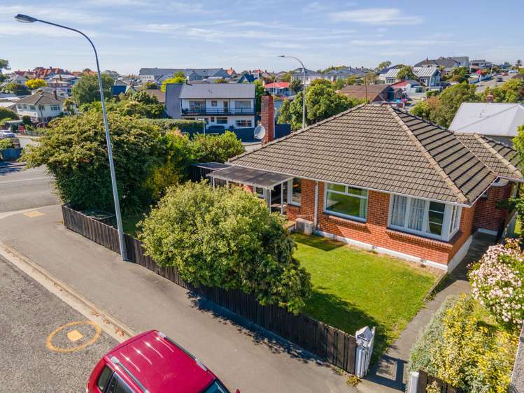 2 Cameron Street Seaview_13