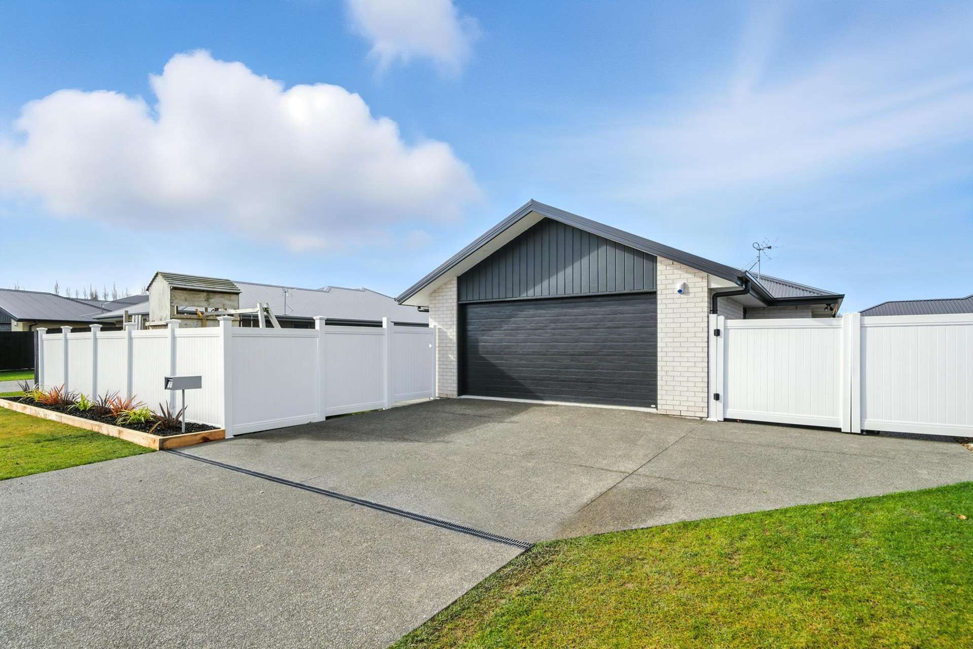 17 Cleaver Street Woodend_0