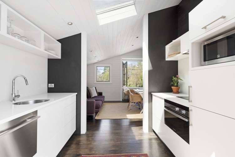 20 Seabreeze Road Narrow Neck_28