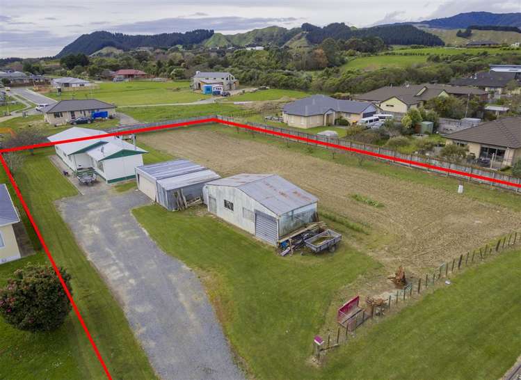 6 Ludlam Way Otaki_2