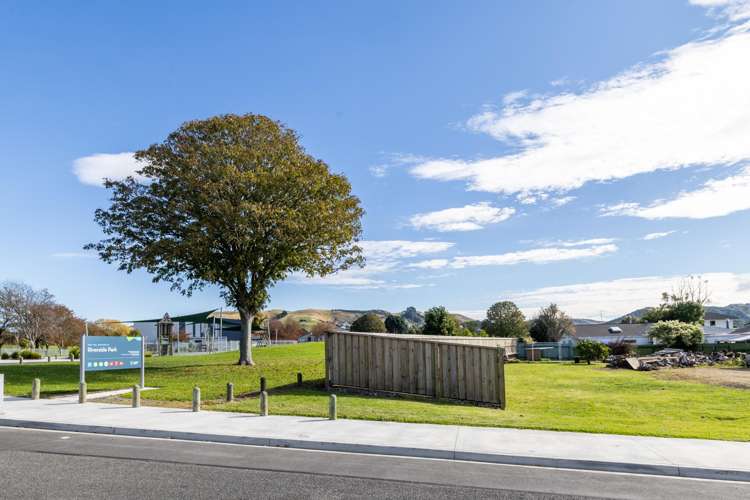 77 Murphy Road_5