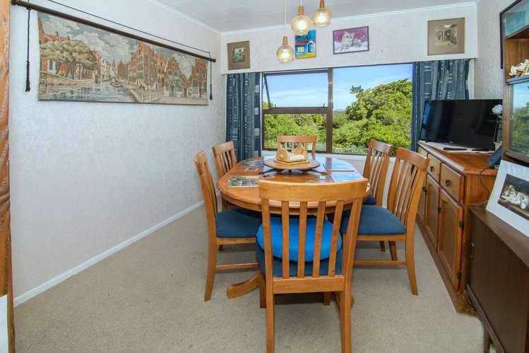29 Puriri Crescent Lansdowne_6