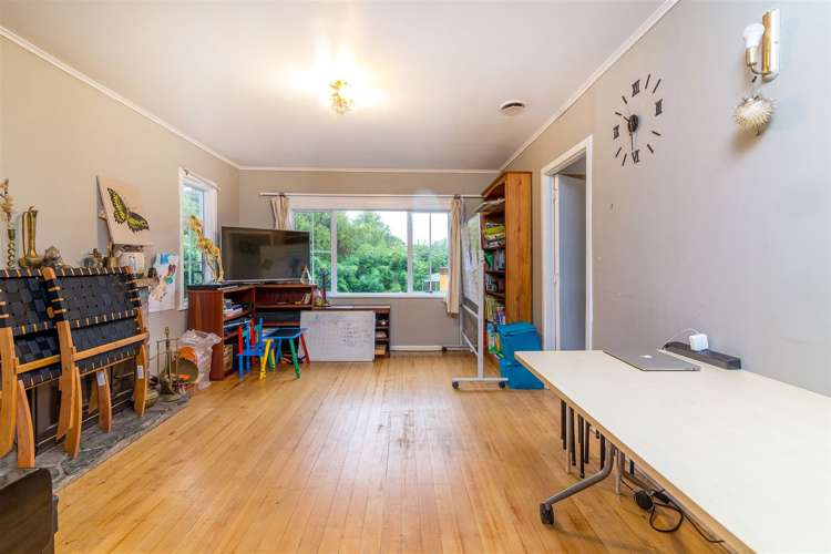 46 Clayburn Road Glen Eden_19