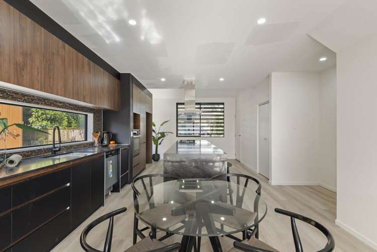 4,5&9/20 Fairview Road Mt Eden_18