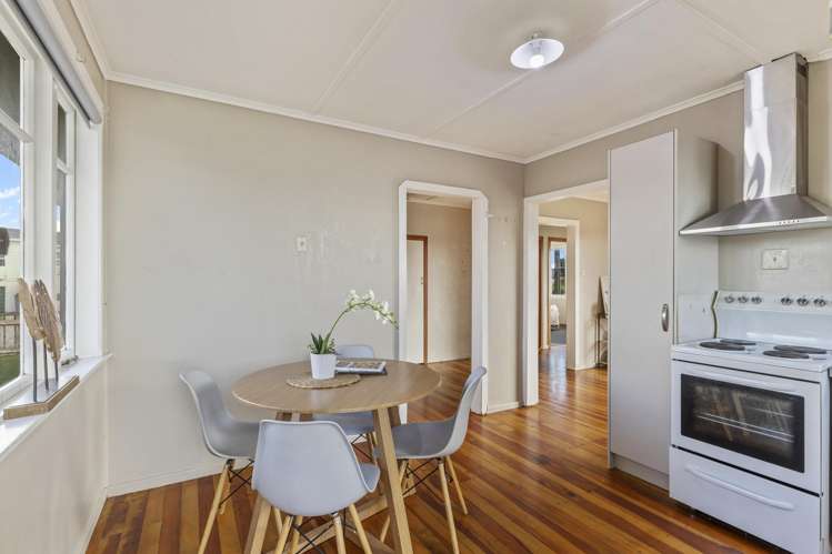 2 Watene Crescent Waitara_9