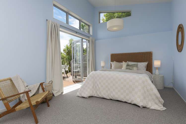 69 Piha Road Piha_22