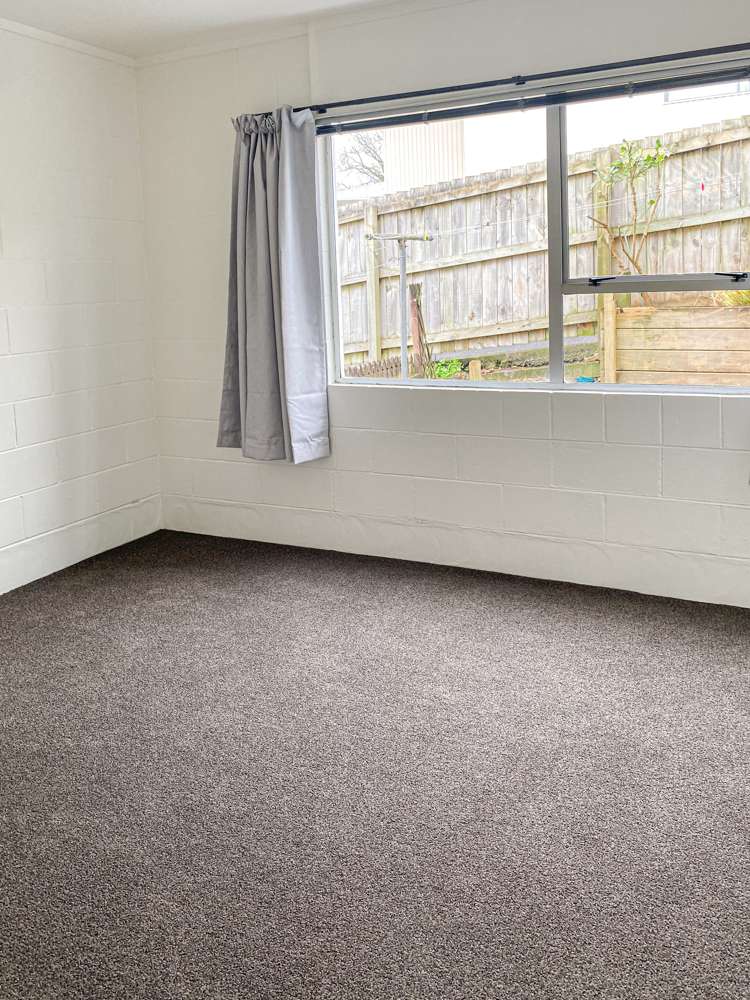 2/52 Fruitvale Road New Lynn_13