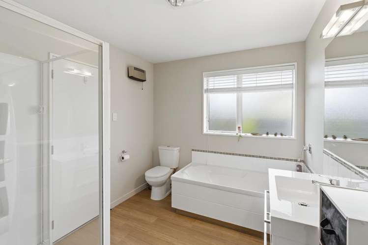 19 Carradale Avenue Yaldhurst_12