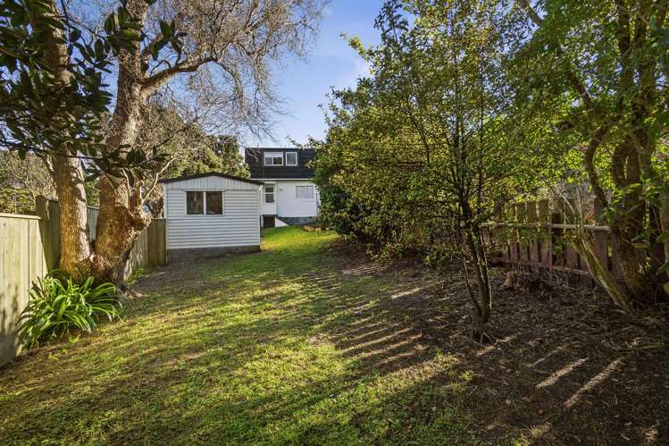 2/200 Dowse Drive Maungaraki_11