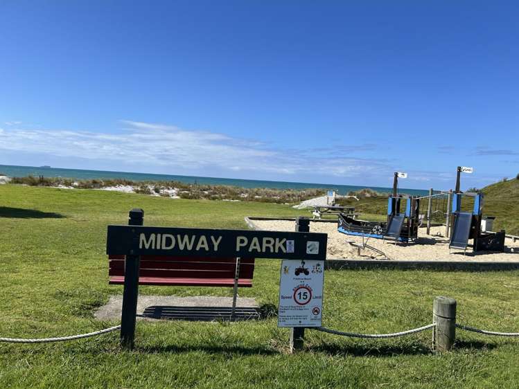 A/308 Pukehina Parade 1135_14