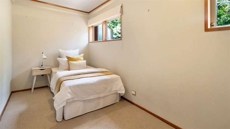 88 Aeroview Drive Beach Haven_15