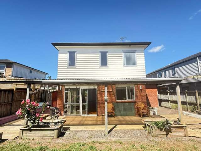 6 bedrooms 3 bathrooms in Flatbush