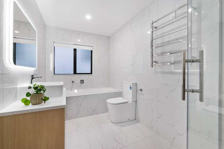 4 Koromeke Street Flat Bush_14