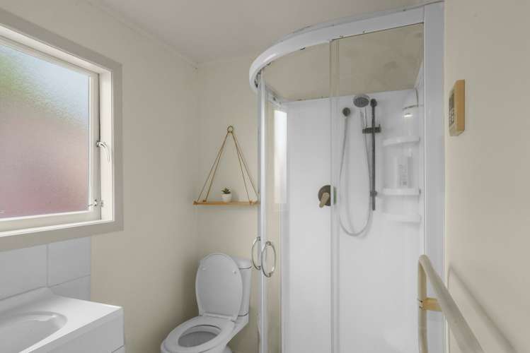 17 Berkeley Road Wainuiomata_12