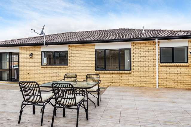 25 Gordon Stanley Drive Massey_1