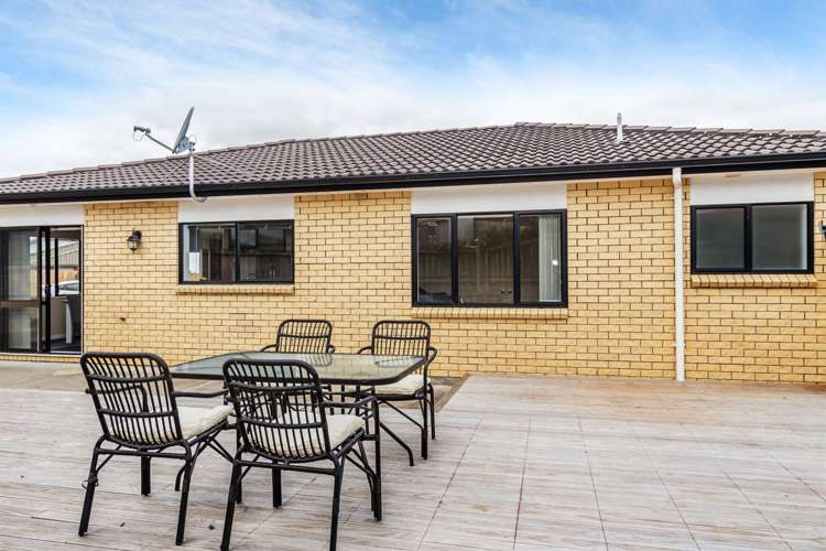 25 Gordon Stanley Drive Massey_1