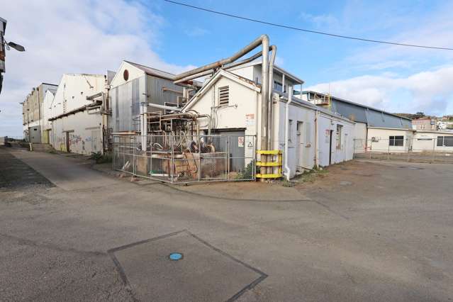 53 - 55 Gore Street Bluff_1