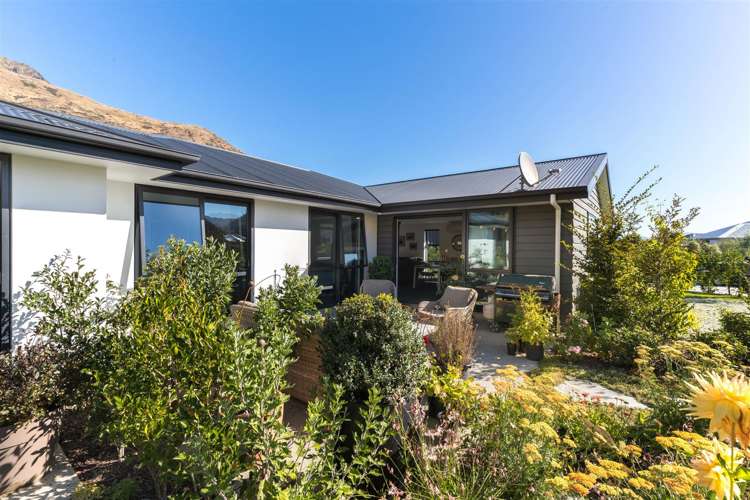 17 Sandford Terrace Lower Shotover_7