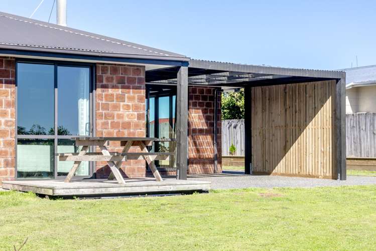 38 Arnott Heights Greymouth_22