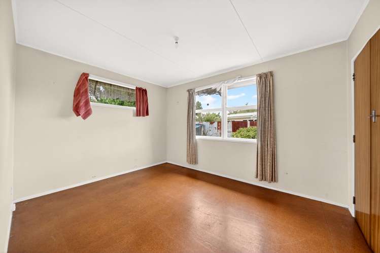 4 Hardie Grove Featherston_6