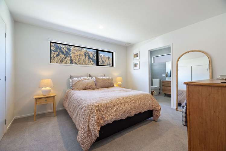 6 Lincoln Road Jacks Point_11