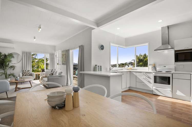 67 Kurahaupo Street Orakei_5