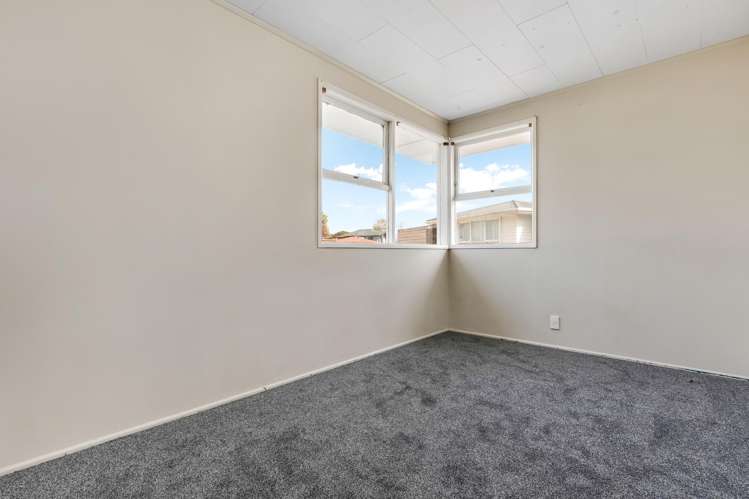 5 Convair Crescent Mangere_7