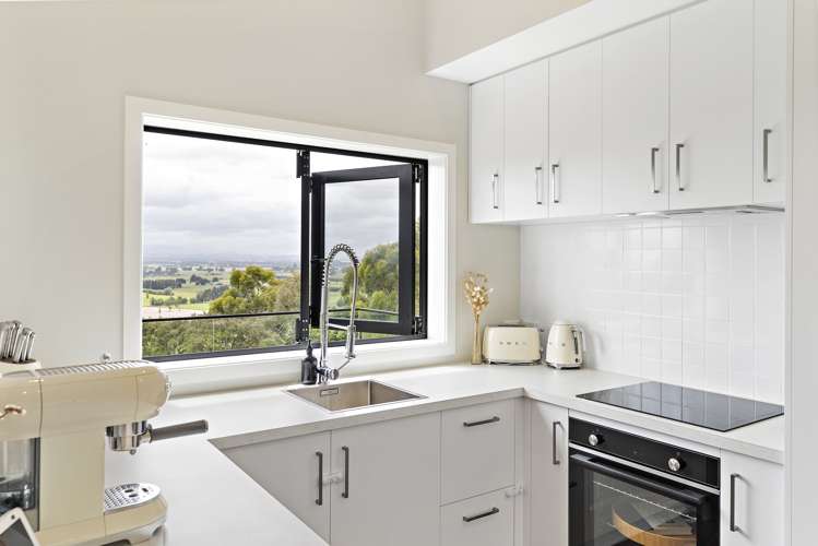 4 Airstrip Ridge Road Carterton_8