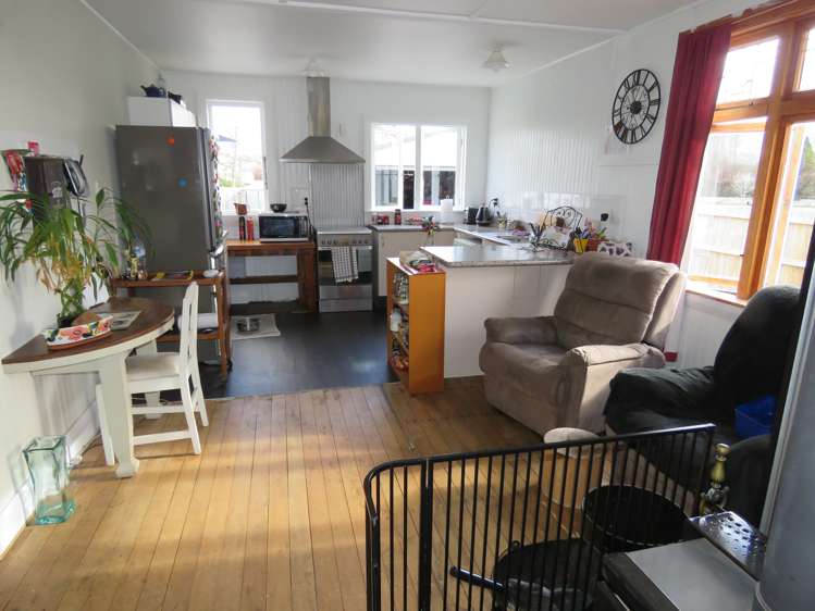 6 Victory Street Reefton_12