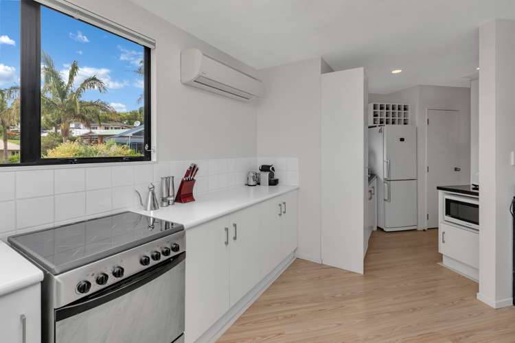 286 Beach Road Onerahi_13