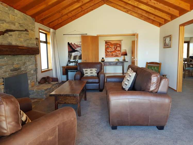 2 Walter Black Place Lake Tekapo_13