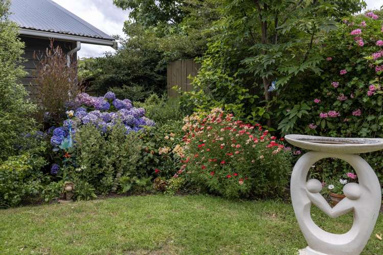 20 Menin Road Raumati South_7