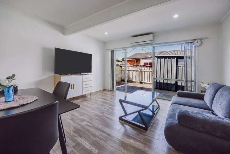 2/148 Penrose Road_1