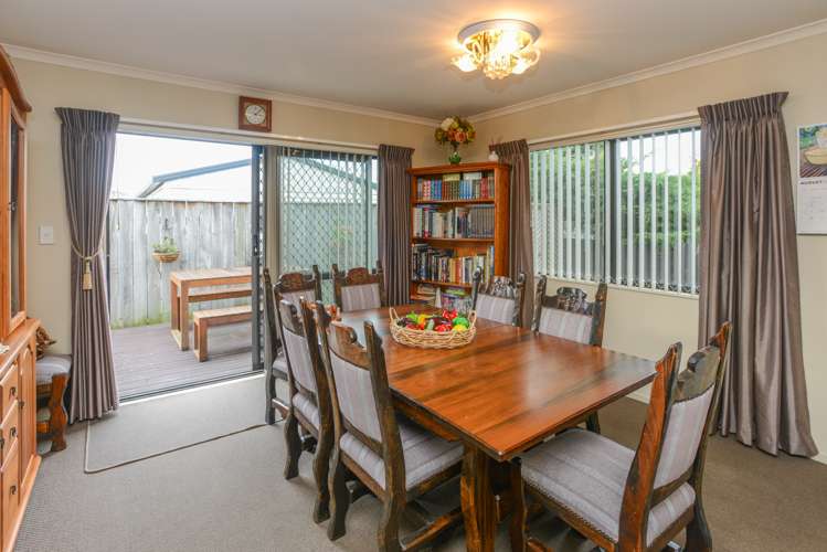 915a Dufferin Street Akina_5