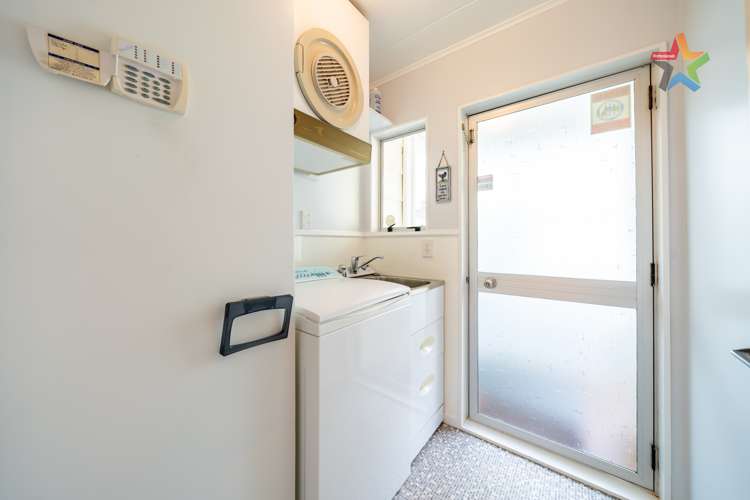 11 Mokopuna Grove Stokes Valley_14