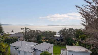 1364 Whangaparaoa Road_3