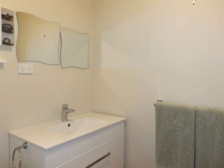 7 Miro Street Glenwood_8