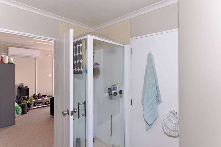 2/54 Seymour Avenue The Brook_13