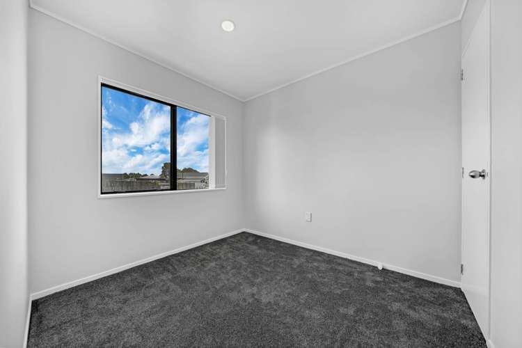 16A Hatherley Place Clendon Park_18